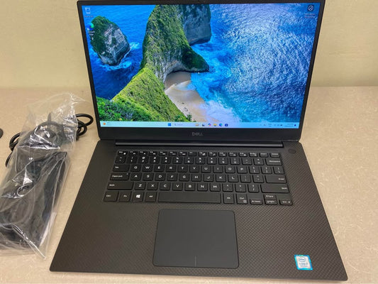 DELL XPS 15 7590 (i7-9th gen, 32 GB RAM , 512 SSD, Silver) NVIDIA GeForce GTX 16504GB