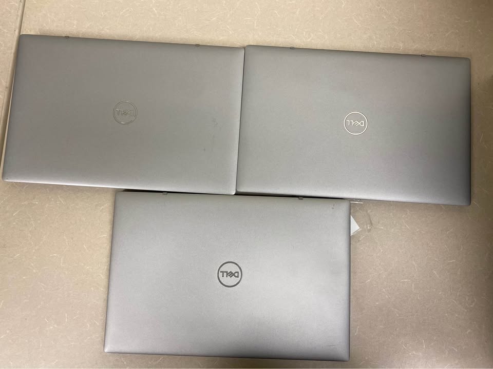 Dell Latitude 3320 (Core i5 - 11th Gen, 8GB RAM, 256 GB NVMe)