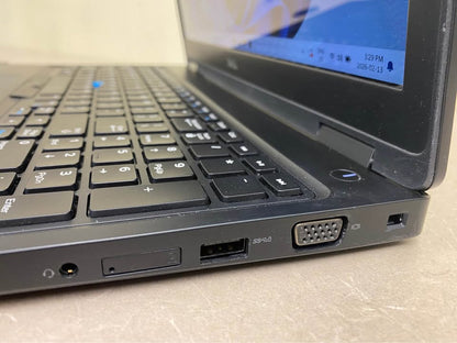 Dell Precision 3520, TOUCH Screen (i7, 7th Gen, 16 GB RAM, 512 GB SSD), NVIDIA Quadro M620, 2 GB