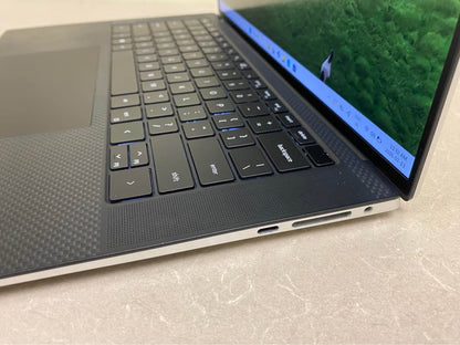 Dell XPS (i7 10th Gen, 32 GB RAM, 512 GB SSD) NIVIDIA)