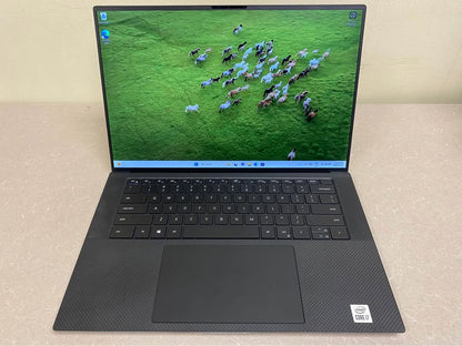 Dell XPS (i7 10th Gen, 32 GB RAM, 512 GB SSD) NIVIDIA)